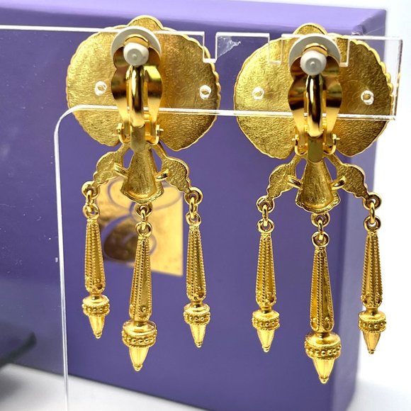 Gold Bracelet - Picture 11 of 12